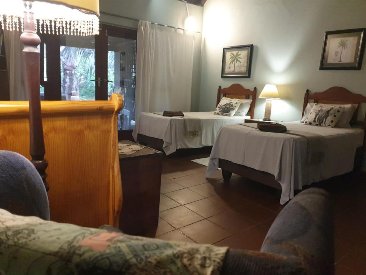 Kruger Allo B&B Komatipoort Bagian luar foto
