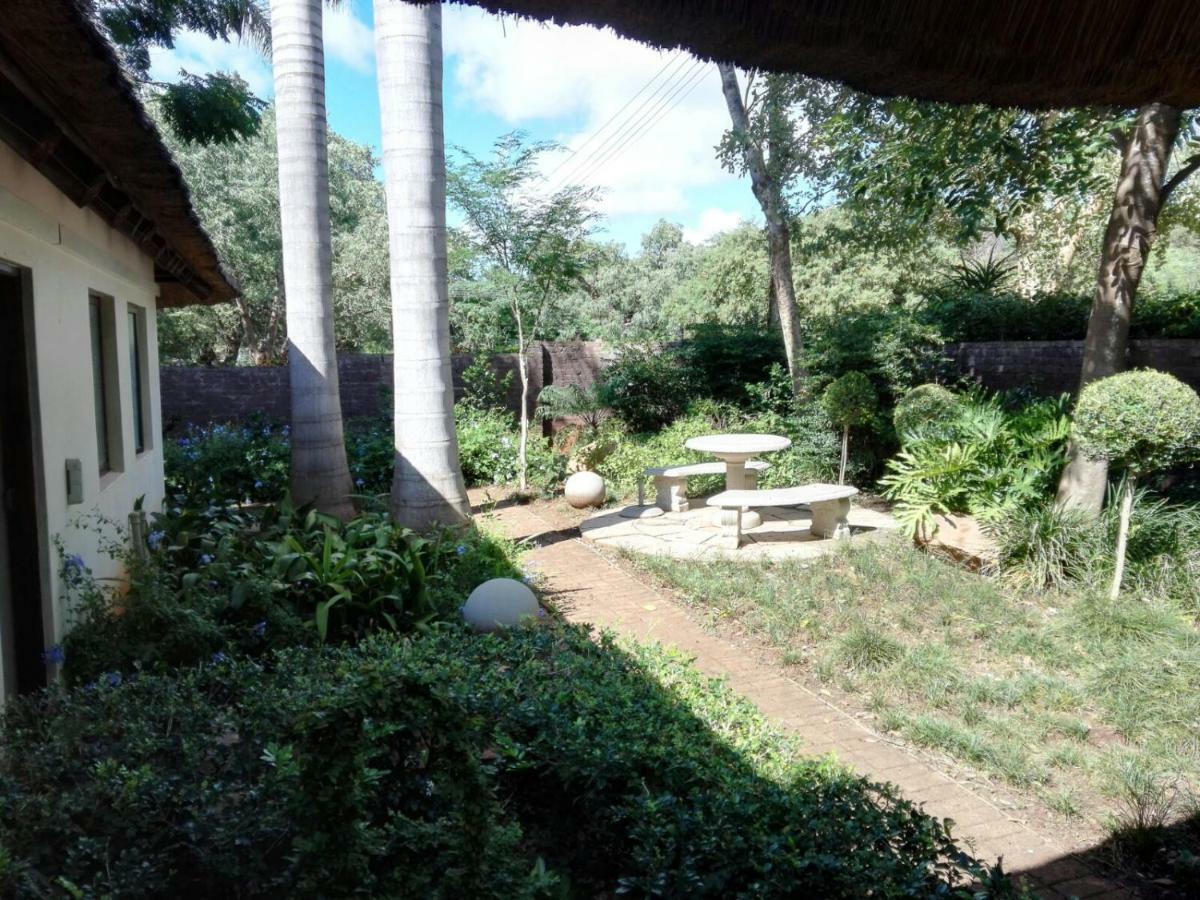 Kruger Allo B&B Komatipoort Bagian luar foto