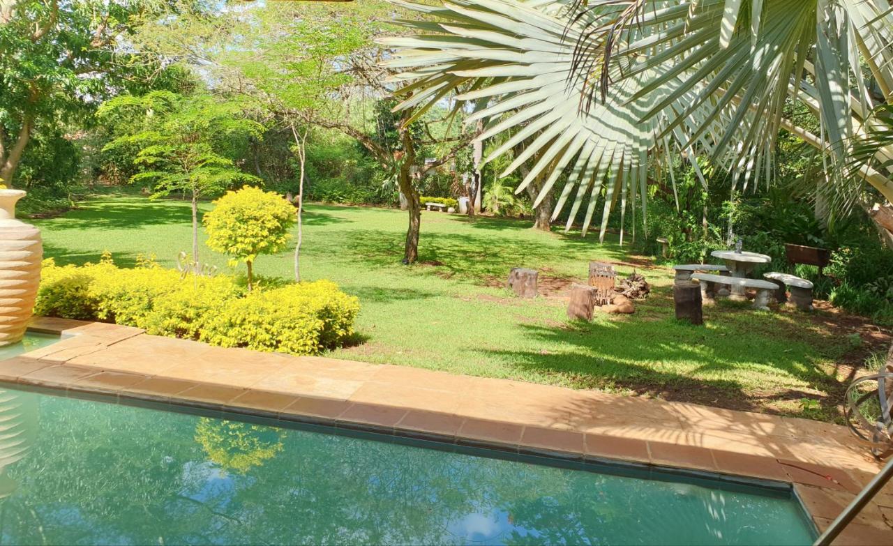 Kruger Allo B&B Komatipoort Bagian luar foto